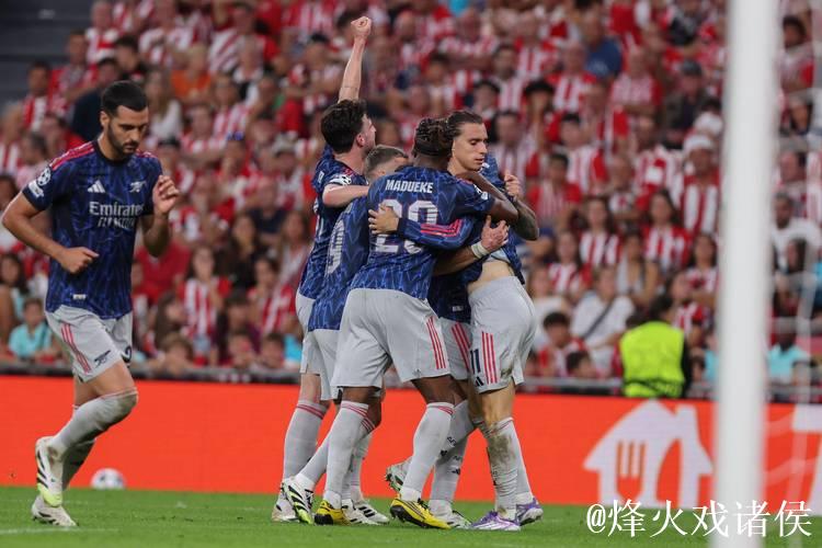 梅里诺社媒：昨晚比赛、球队表现与球场质量